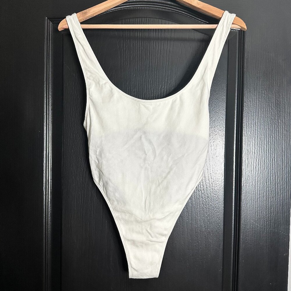 Limited Edition Pamela Anderson X Frankies